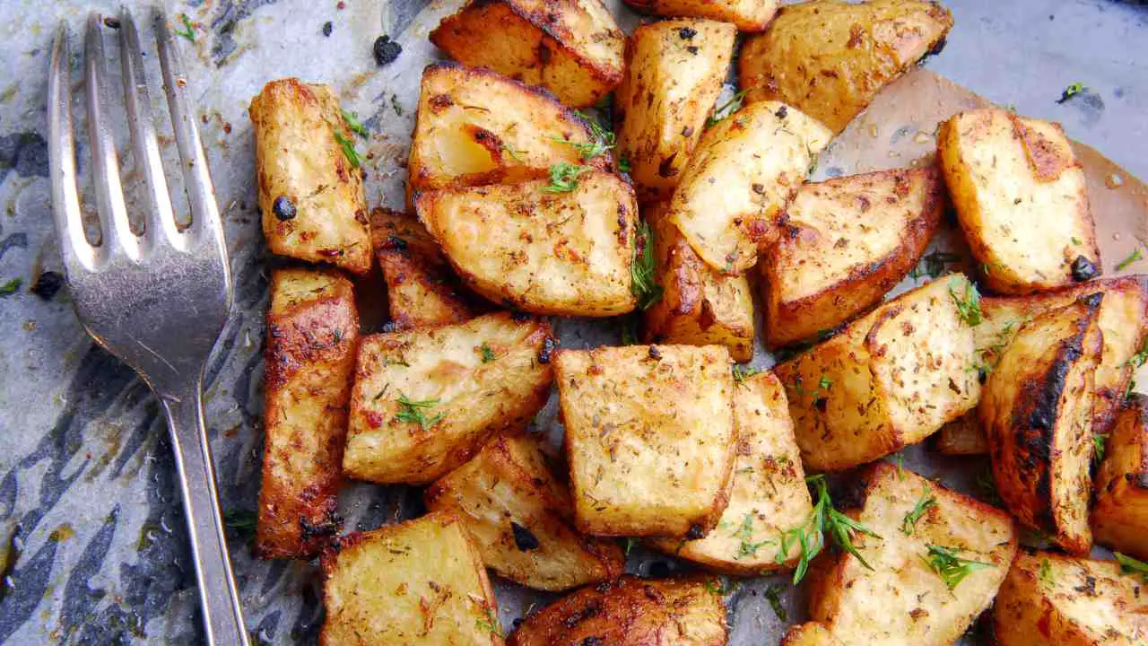 Air Fryer Red Potatoes The Perfect Side Dish for Any Meal BluntCook