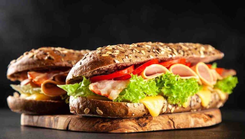 Choosing Healthiest Subway Sandwiches